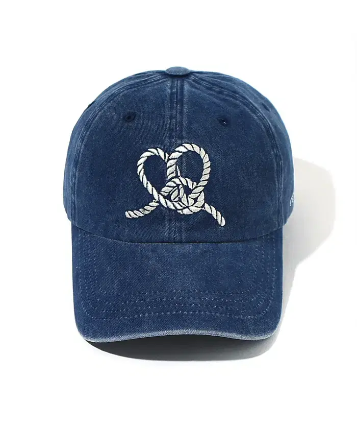 오가프 Heart Knot Embroidery Cap Navy